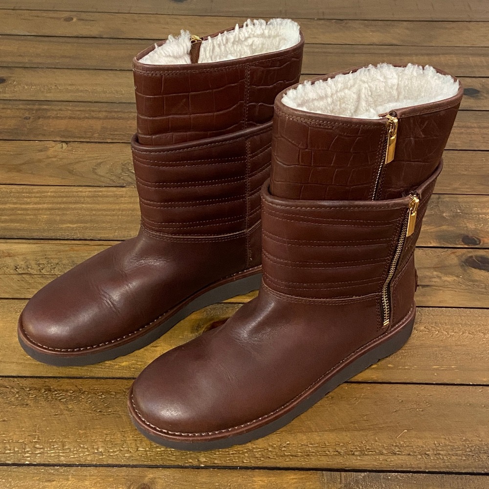 UGG Aviva Brown Leather Croc Embossed Shearling Lined Zip Boots Womens Size 8